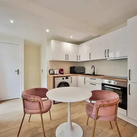 Grand Studio#fullequipped#jardin Luxembourg#necker Paris